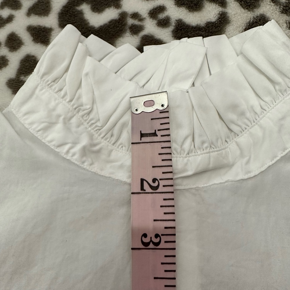Frame Ruffle Mock Neck Sleeveless Blouse in White Size XS - Picture 14 of 16